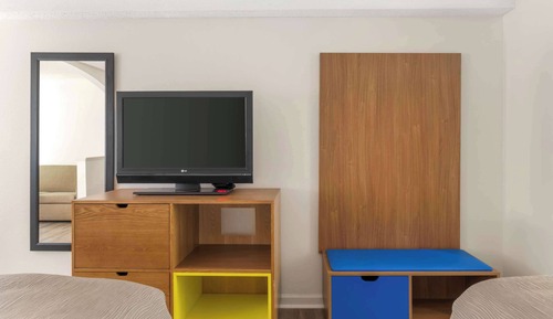 Suite, 2 Double Beds, Non Smoking