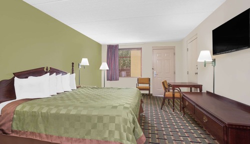 Room, 1 King Bed, Accessible