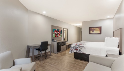Suite, 1 King Bed, Non Smoking
