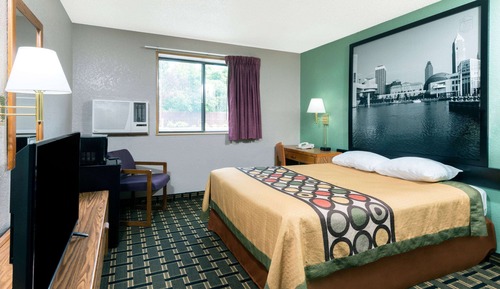 Standard Room, 1 Queen Bed