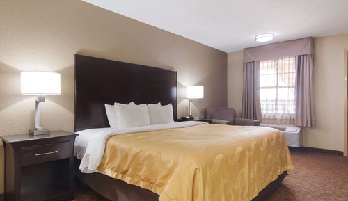 Standard Room, 1 King Bed, Non Smoking