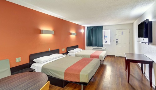 Standard Room, 2 Queen Beds, Smoking