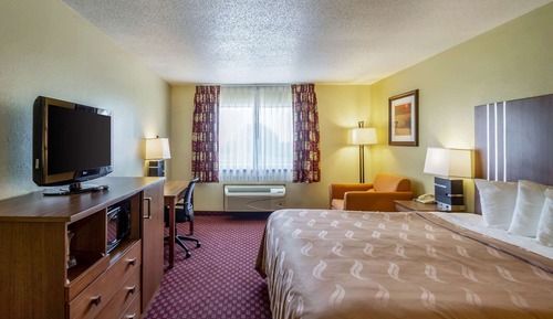 Standard Room, 1 King Bed, Non Smoking