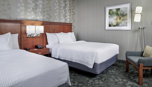 Suite, 1 Bedroom, Courtyard View