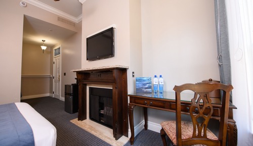 Room, 1 Queen Bed, Accessible, City View