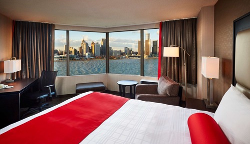 Standard Room, 1 King Bed, Refrigerator (Panoramic View;River View)