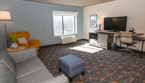 Suite, 1 King Bed (Feature)