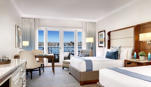 Room, 2 Queen Beds, Mobility Accessible, Bay View