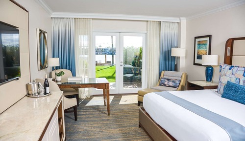 Room, 1 King Bed, Beachfront