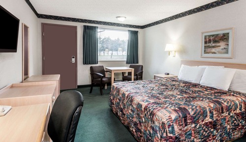 Room, 1 Queen Bed, Accessible