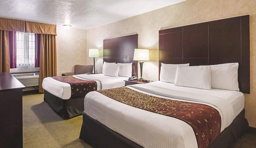Room, 2 Queen Beds, Non Smoking