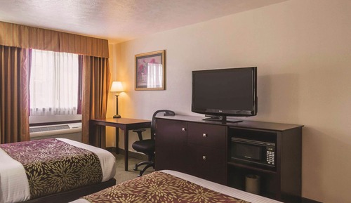Room, 2 Double Beds, Accessible, Non Smoking (Mobility Accessible)