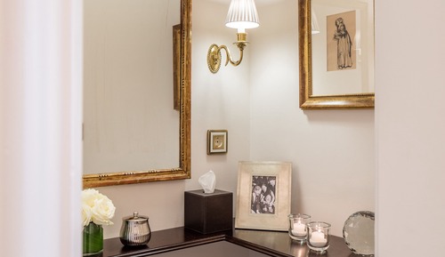 Junior Suite, 1 King Bed, Garden View (Combined living and sleeping area)