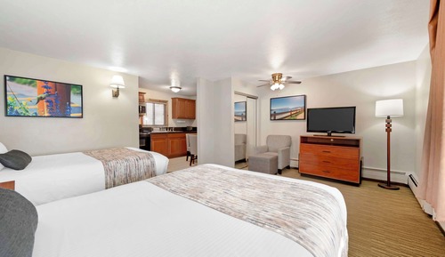 Suite, Multiple Beds, Non Smoking, Balcony