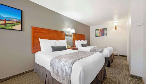 Standard Room, 2 Queen Beds, Non Smoking, Refrigerator