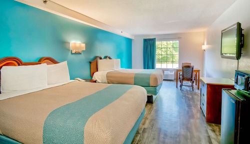 Deluxe Room, 2 Queen Beds, Smoking, Refrigerator & Microwave