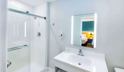 Room, 2 Queen Beds, Non Smoking (Upper Floor)