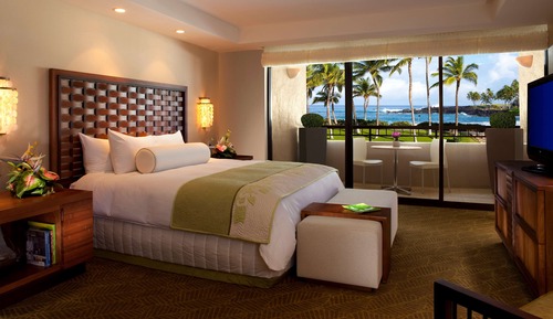 Makai 1 Bedroom Owner Suite, Ocean View, 1 King & Queen Sofa Bed, two floors