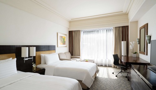 Horizon Club, Room