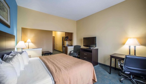 Suite, 1 King Bed, Non Smoking