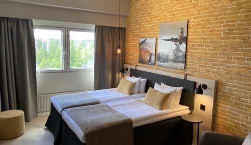 Standard Twin Room