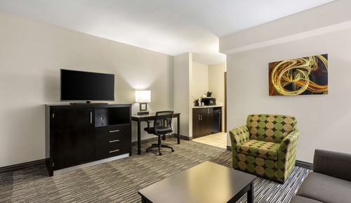 Suite, 1 King Bed, Non Smoking, Refrigerator & Microwave