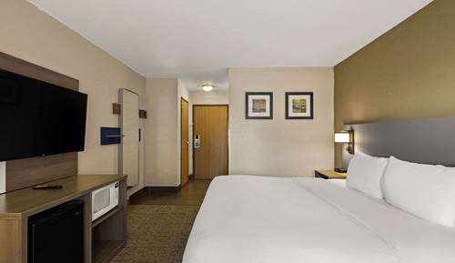 Room, 1 King Bed, Accessible, Non Smoking