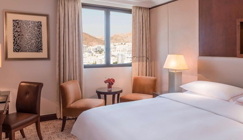 Suite, 1 King Bed