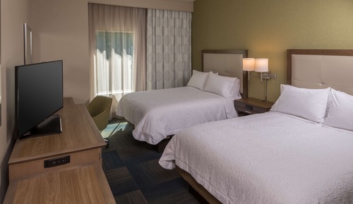 Room, 2 Queen Beds, Accessible, Non Smoking (Hearing)