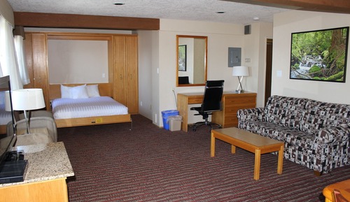 Premier Studio Suite, 2 Queen Beds, Non Smoking, Ocean View