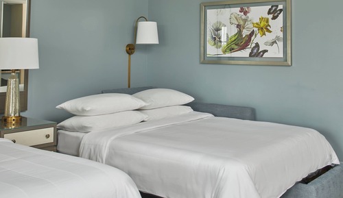 Premium Room, 1 King Bed, Resort View
