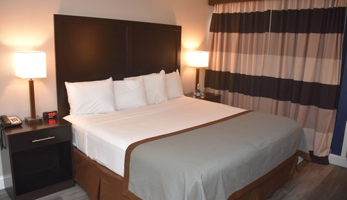 Superior Room, 1 King Bed, Non Smoking