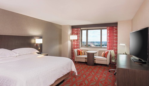 Club Room, 1 King Bed