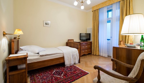 Single Room (Small)