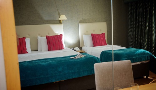 Deluxe Room, Multiple Beds, Non Smoking