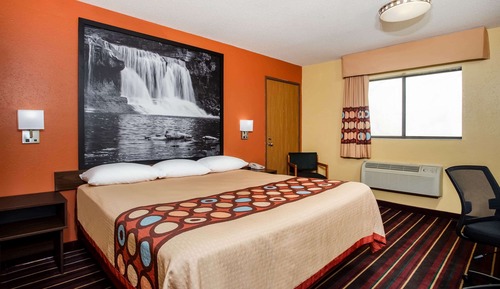 Standard Room, 1 King Bed