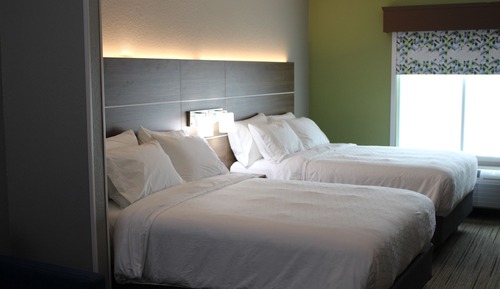 Suite, Multiple Beds