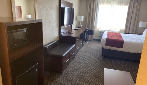 Standard Room, 1 King Bed