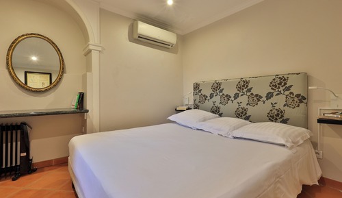 Deluxe Apartment, 1 Bedroom, Terrace, Garden View (4 pers)