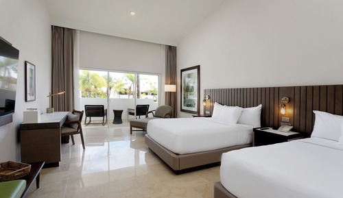 Room (2 QUEEN BEDS)