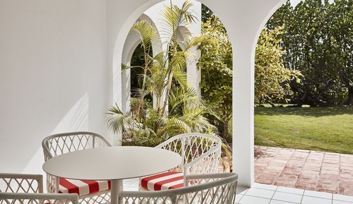 Garden View Deluxe King