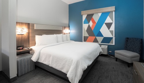 Suite, 1 Bedroom (Feature)