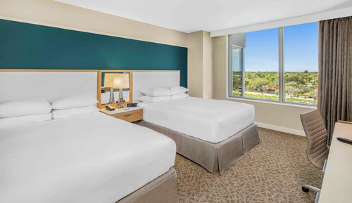 Room, 2 Queen Beds, Accessible, Bathtub (Mobility & Hearing)