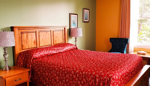 Standard Room, 1 Queen Bed