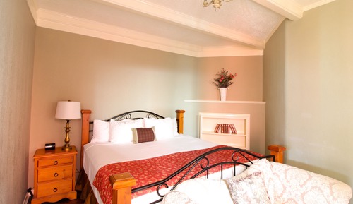 Suite, 1 Bedroom, Garden Area