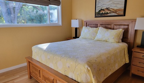 Premium House, 2 Bedrooms, Kitchen, Garden Area