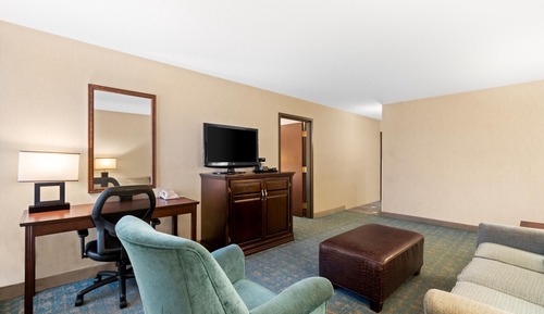Suite, 2 Queen Beds, Non Smoking