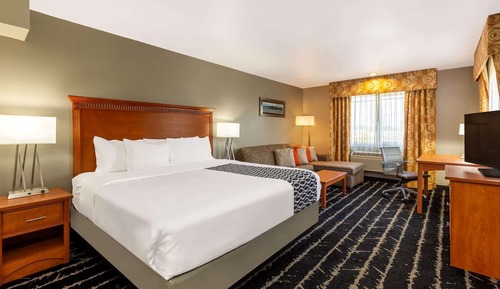 Executive Room, 1 King Bed, Non Smoking