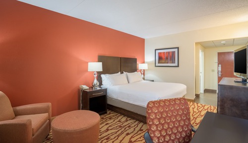 Standard Room, 1 King Bed