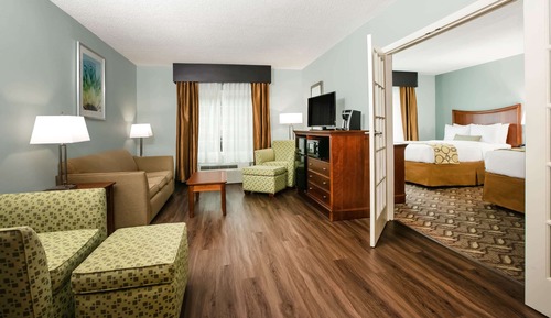 Suite, 2 Double Beds, Non Smoking (One Bedroom)